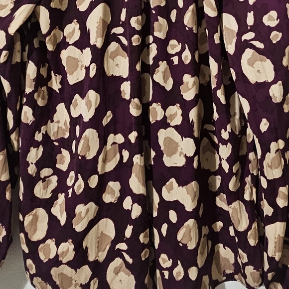 Nine West V Neck Blouse - Picture 4 of 6